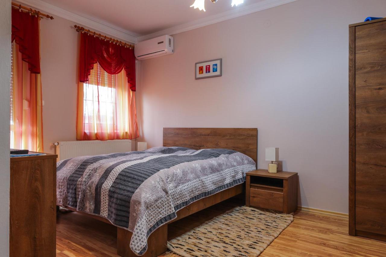 Hürkecz Apartmanház Heviz Exterior foto